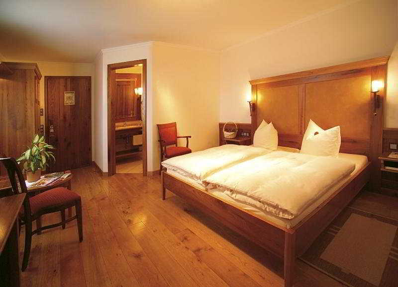 Hotel Hirsch Neu-Ulm Habitación foto